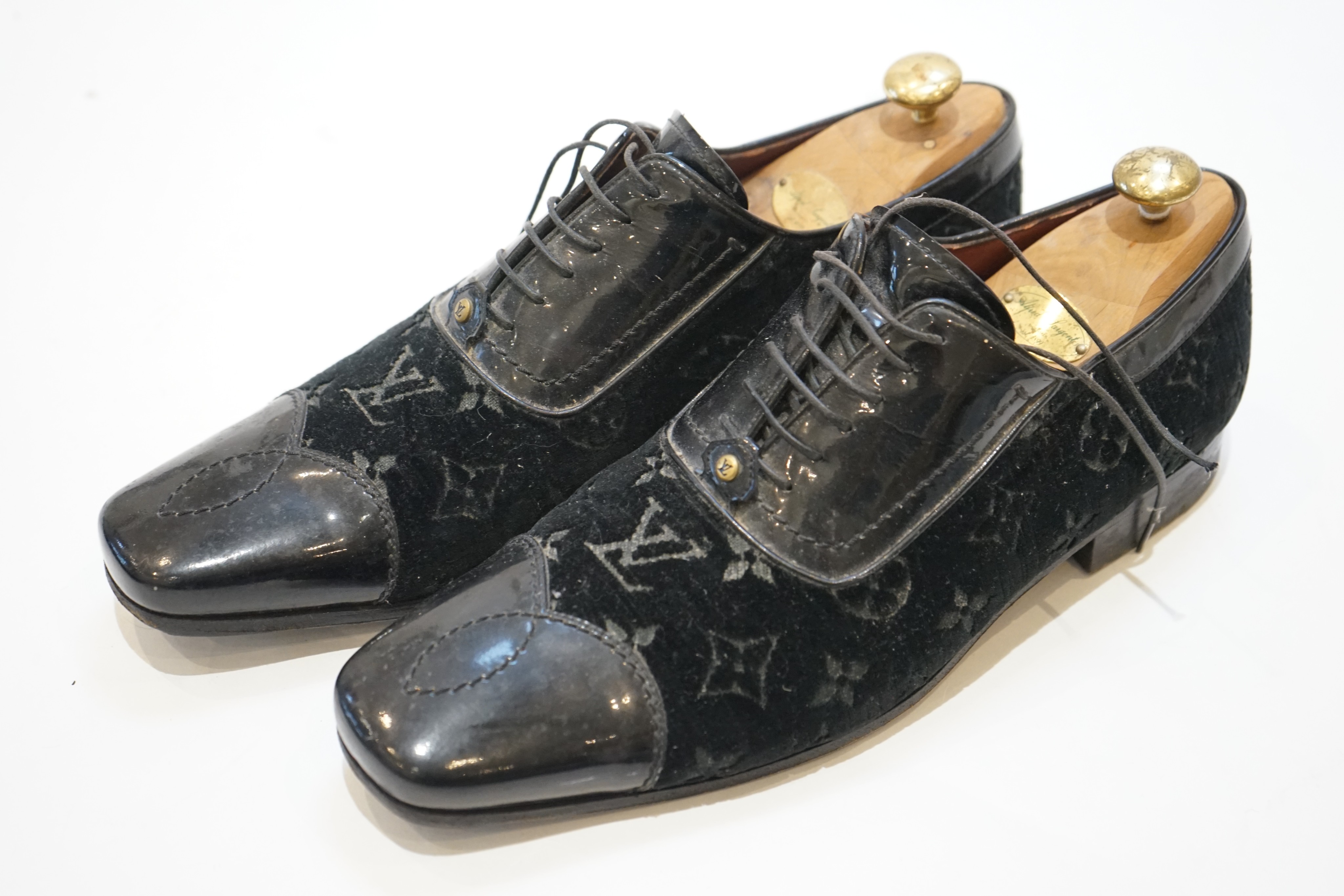 A pair of gentleman's Louis Vuitton black velvet and patent leather evening shoes, size 8.